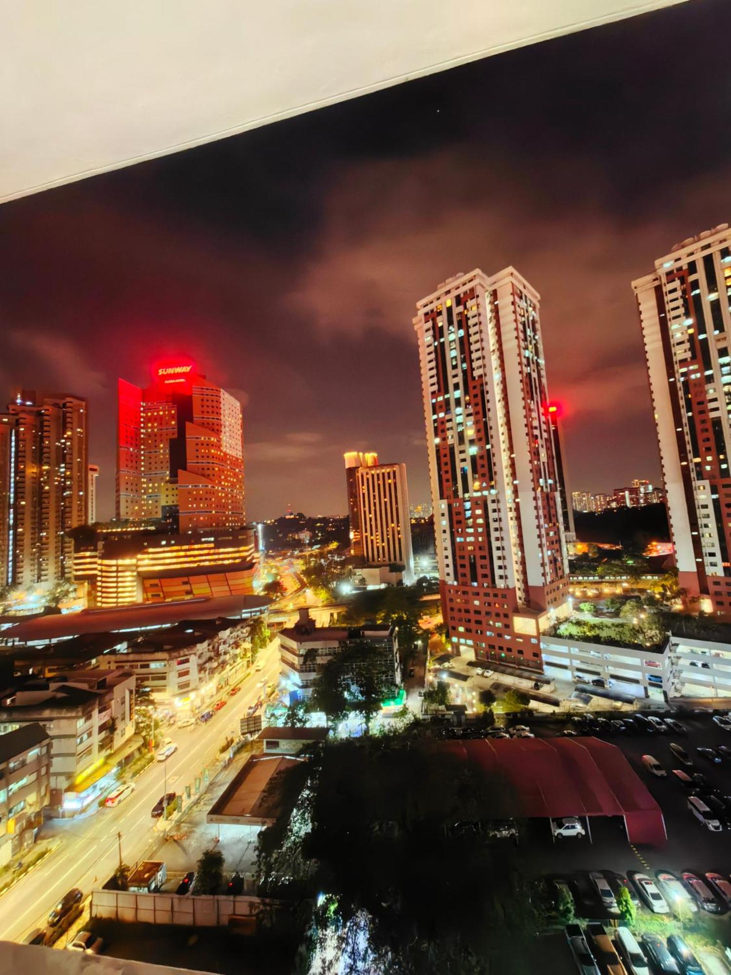 Chambers Residence Klcc By Purple Orchid Kuala Lumpur Exterior photo